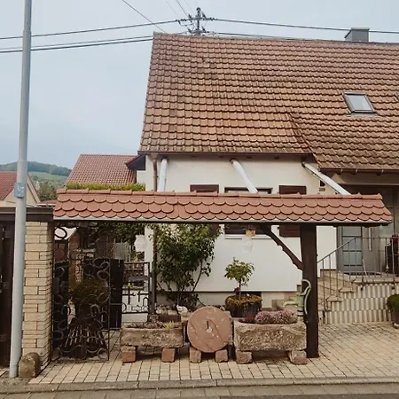Haus Rosa بيت للعطل *